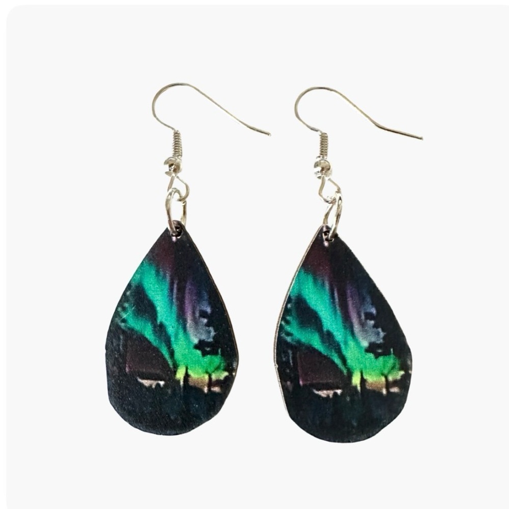 ⭐️ 5 for $25 Bohemian Wood Abstract Teardrop Hoop Earrings - Picture 2 of 7